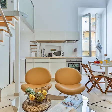 شقة - Old Town Duplex نيس